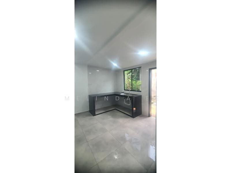 Rumah Teres 2-Tingkat untuk Dijual di Taman Air Biru (Pasir Gudang) - Melinda Ee - Kitchen - PropertyGuru.com.my