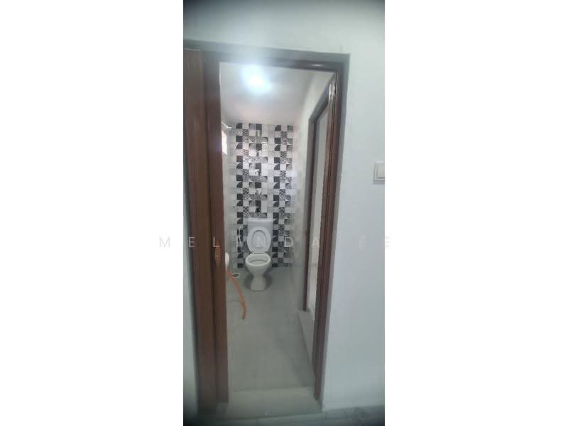 Rumah Teres 2-Tingkat untuk Dijual di Taman Air Biru (Pasir Gudang) - Melinda Ee - Bathroom - PropertyGuru.com.my