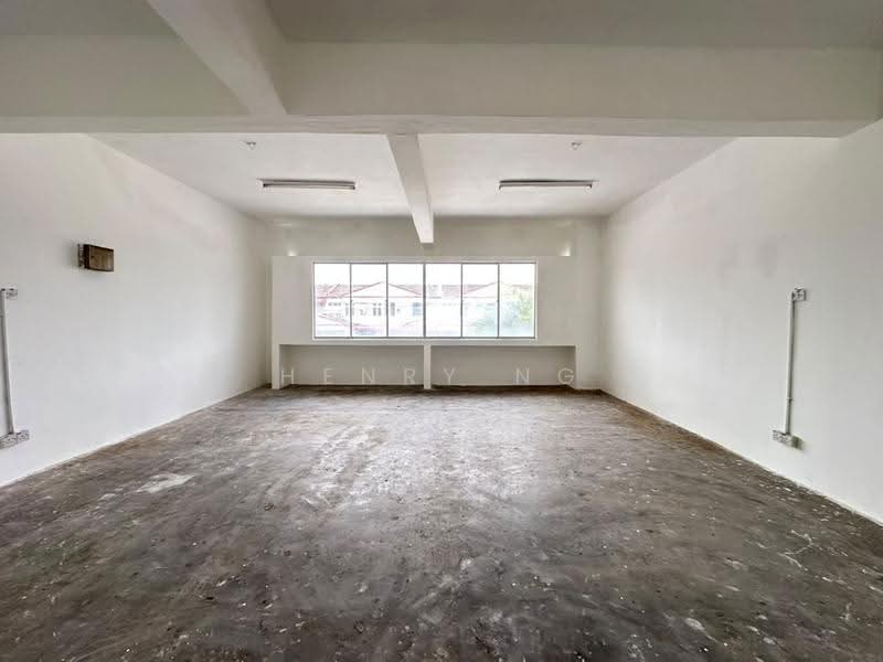 Shop for Sale in Taman Petani Jaya (Sungai Petani) - Henry Ng - Interior - PropertyGuru.com.my