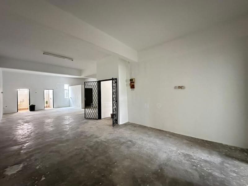 Shop for Sale in Taman Petani Jaya (Sungai Petani) - Henry Ng - Interior - PropertyGuru.com.my