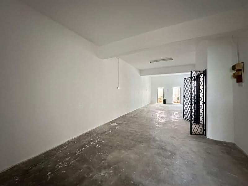 Shop for Sale in Taman Petani Jaya (Sungai Petani) - Henry Ng - Interior - PropertyGuru.com.my