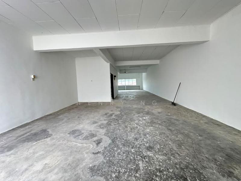 Shop for Sale in Taman Petani Jaya (Sungai Petani) - Henry Ng - Interior - PropertyGuru.com.my