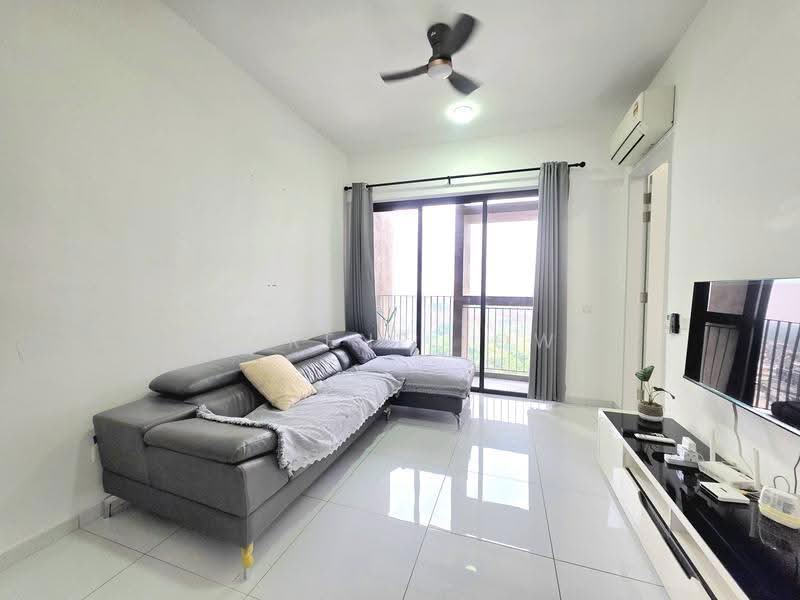 Kediaman Servis untuk Dijual di Sky Trees - Serene Low - Living Room - PropertyGuru.com.my