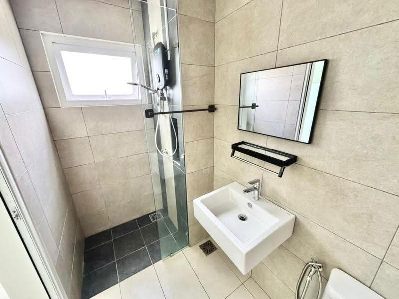 Kediaman Servis untuk Disewa di Plaza @ Kelana Jaya - June Choong - Bathroom - PropertyGuru.com.my