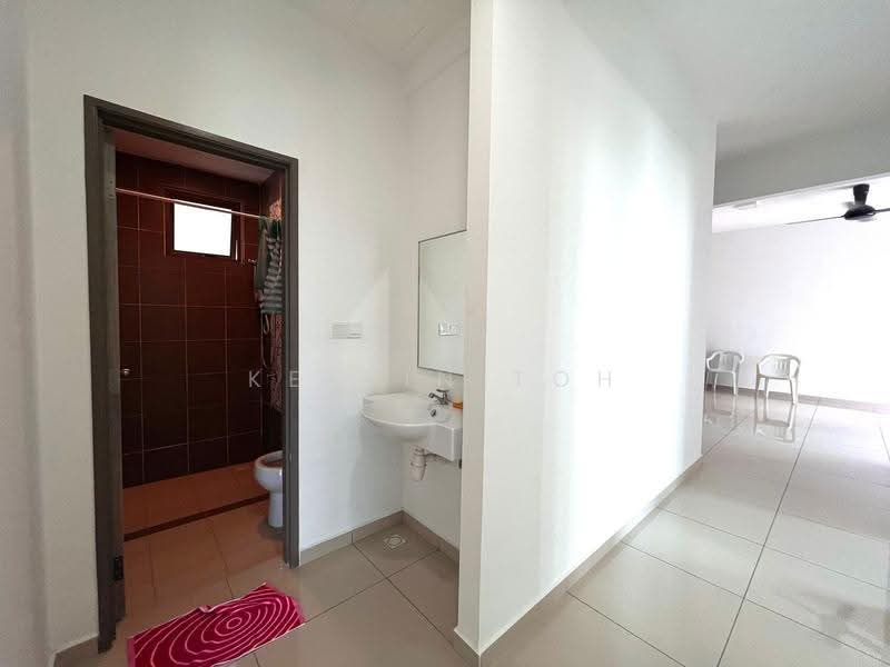 Kondominium untuk Dijual di Tree Sparina - Kelvin Toh - Bathroom - PropertyGuru.com.my