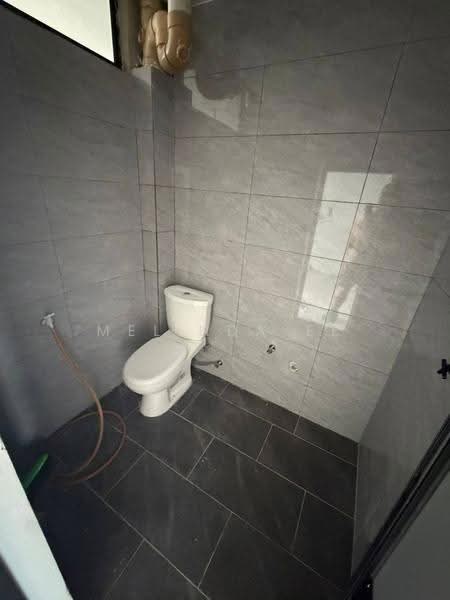 Flat for Sale at Taman Putri Kulai - Melinda Ee - Bathroom - PropertyGuru.com.my