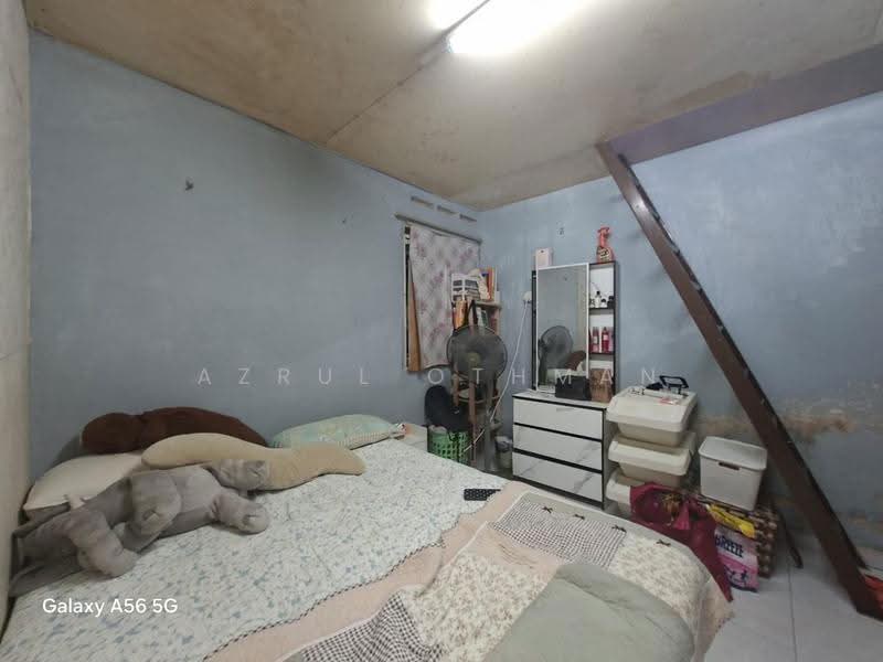 Rumah Teres 1-Tingkat untuk Dijual di Taman Bukit Margosa (Ampangan) - Azrul Othman - Bedroom - PropertyGuru.com.my