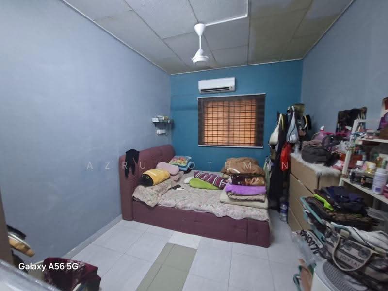 Rumah Teres 1-Tingkat untuk Dijual di Taman Bukit Margosa (Ampangan) - Azrul Othman - Bedroom - PropertyGuru.com.my