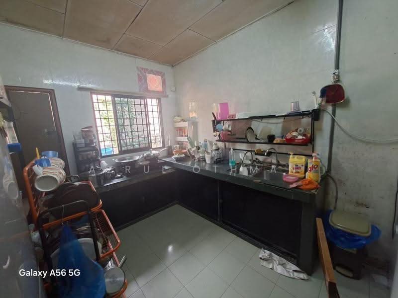 Rumah Teres 1-Tingkat untuk Dijual di Taman Bukit Margosa (Ampangan) - Azrul Othman - Kitchen - PropertyGuru.com.my