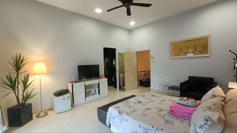 Rumah Teres 2-Tingkat untuk Dijual di Kempas Utama (Tebrau) - Daniel Yong - Bedroom - PropertyGuru.com.my