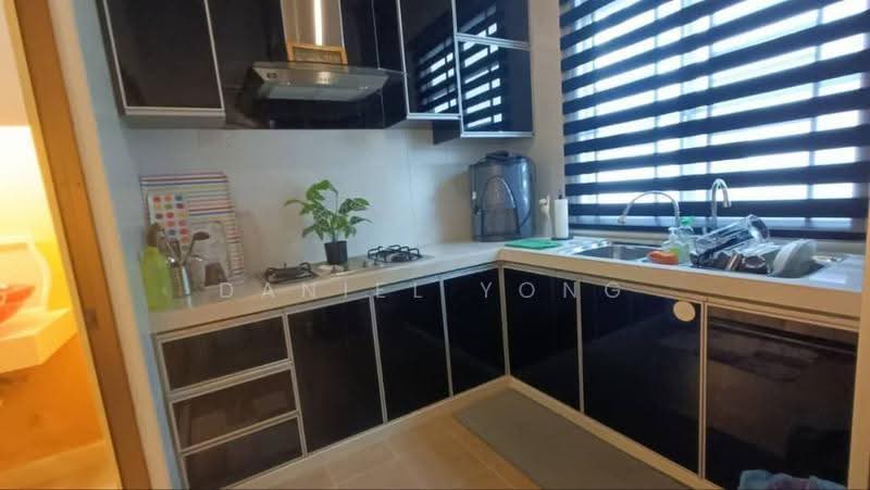 Rumah Teres 2-Tingkat untuk Dijual di Kempas Utama (Tebrau) - Daniel Yong - Kitchen - PropertyGuru.com.my