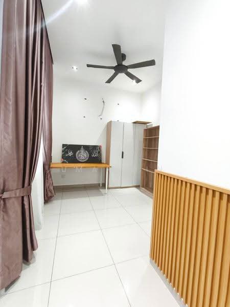 Terraced House for Sale in Eco Grandeur (Puncak Alam) - Umar Din - Study - PropertyGuru.com.my