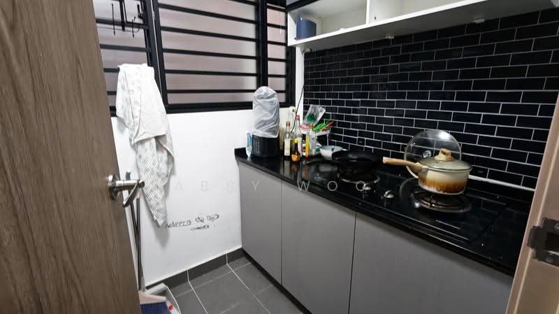 Kondominium untuk Disewa di Granito - Abby Woo - Kitchen - PropertyGuru.com.my