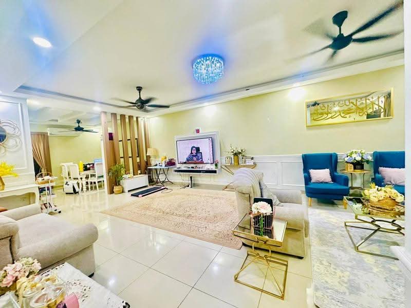 2-storey Terraced House for Sale in Bandar Baru Bangi (Selangor) - Mohd Faizal - Living Room - PropertyGuru.com.my