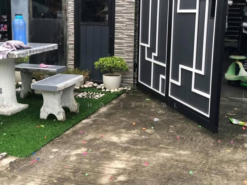 2-storey Terraced House for Sale in Bandar Baru Bangi (Selangor) - Mohd Faizal - Exterior - PropertyGuru.com.my