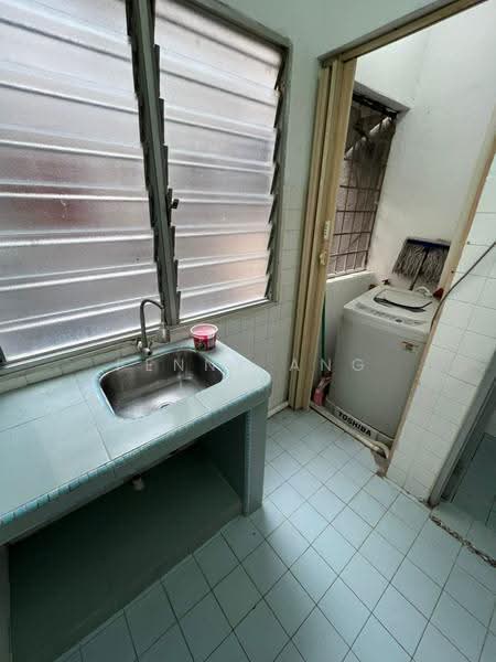 Pangsapuri untuk Disewa di Teratai Mewah Apartment Block 15,17,19,21 - Penny Ang - Interior - PropertyGuru.com.my