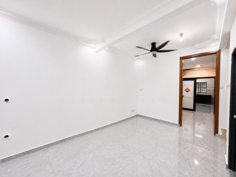 Rumah Teres untuk Dijual di Bandar Botanic (Klang) - Feeling Teo - Living Room - PropertyGuru.com.my