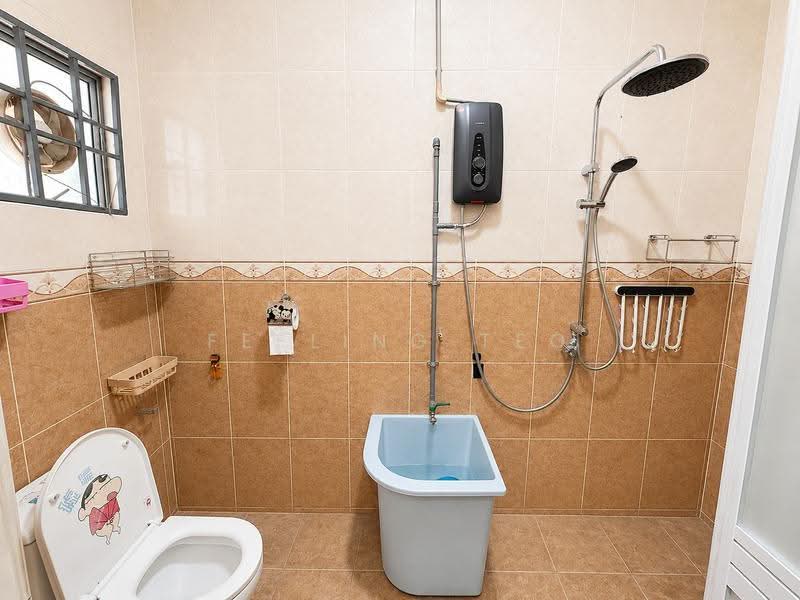 Rumah Teres untuk Dijual di Bandar Botanic (Klang) - Feeling Teo - Bathroom - PropertyGuru.com.my