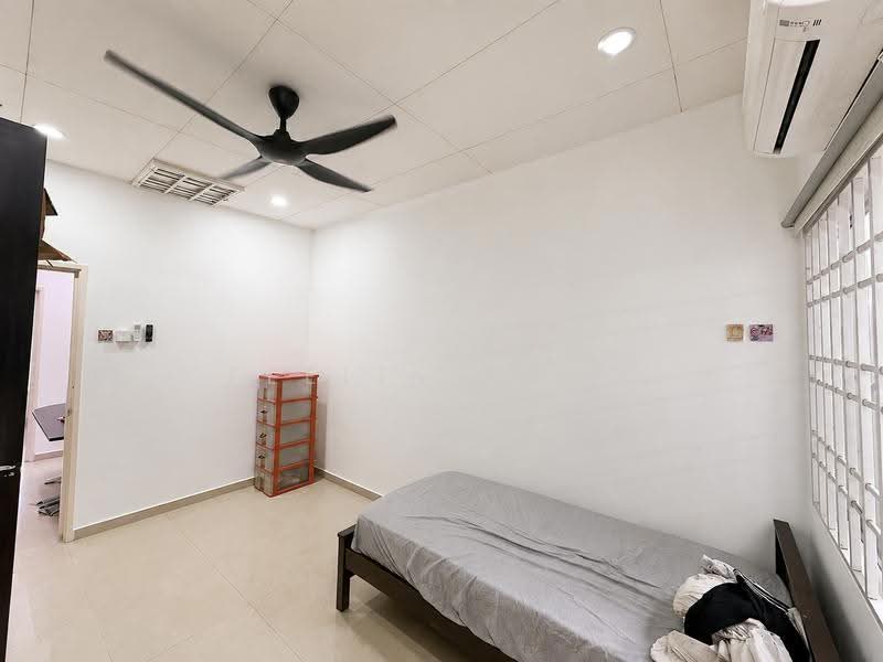 Rumah Teres untuk Dijual di Bandar Botanic (Klang) - Feeling Teo - Bedroom - PropertyGuru.com.my