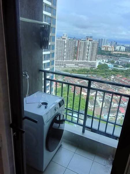 Kediaman Servis untuk Disewa di Aradia Residence @ Lake City KL North - Hacken Gan - Balcony - PropertyGuru.com.my
