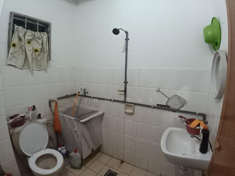 Rumah Teres 2-Tingkat untuk Dijual di Setapak (Kuala Lumpur) - King Wha - Bathroom - PropertyGuru.com.my