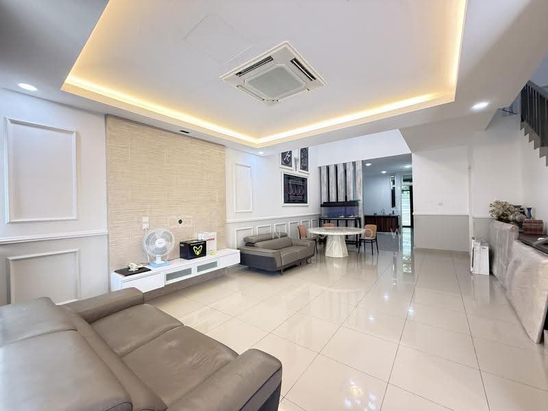 Rumah Teres 2-Tingkat untuk Dijual di Setia Eco Cascadia (Tebrau) - Carrien Siow - Living Room - PropertyGuru.com.my