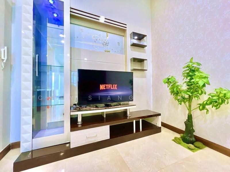 Kondominium untuk Disewa di Silverscape Residences - Chin Siang Liow - Living Room - PropertyGuru.com.my