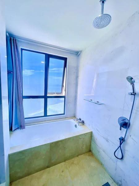 Kondominium untuk Disewa di Silverscape Residences - Chin Siang Liow - Bathroom - PropertyGuru.com.my