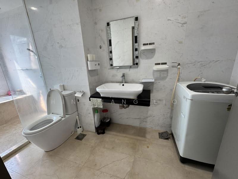 Condominium for Rent at Silverscape Residences - Chin Siang Liow - Bathroom - PropertyGuru.com.my