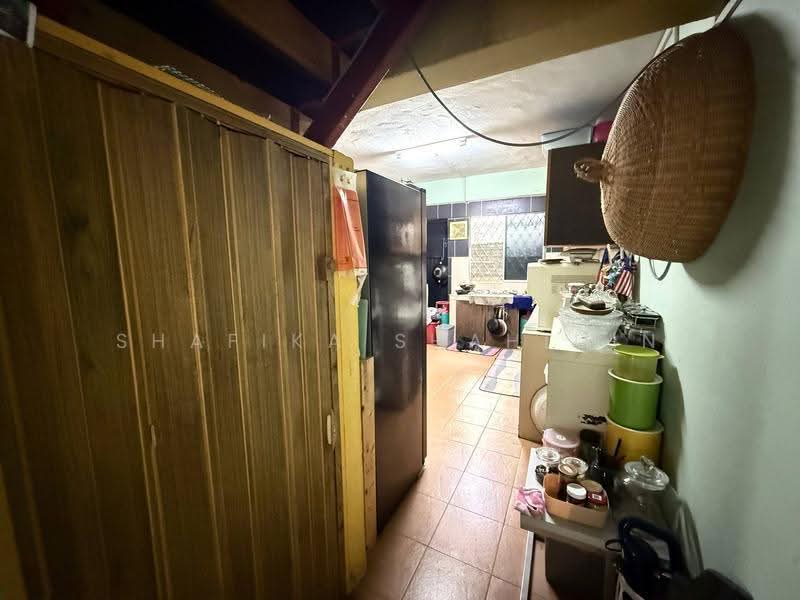 2-storey Terraced House for Sale in Taman Bukit Teratai (Ampang) - Shafika Shahidin - Kitchen - PropertyGuru.com.my