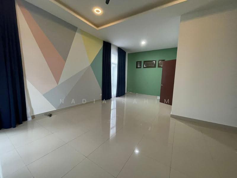 Bungalow House untuk Dijual di Taman Melawati (Ulu Kelang) - Nadia Rahim - Living Room - PropertyGuru.com.my