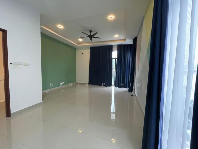 Bungalow House untuk Dijual di Taman Melawati (Ulu Kelang) - Nadia Rahim - Living Room - PropertyGuru.com.my