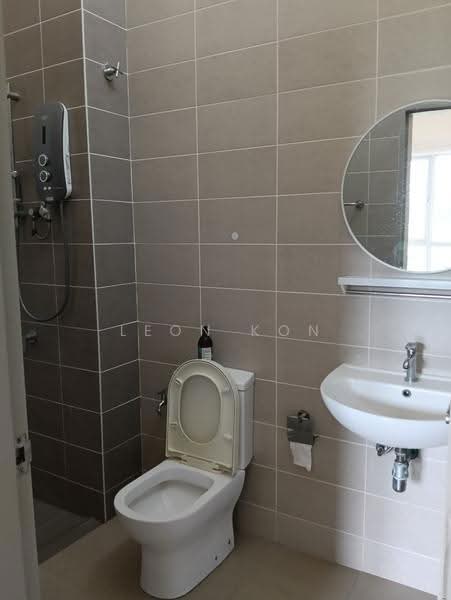 Rumah Teres 2-Tingkat untuk Disewa di Bandar Tropicana Aman (Telok Panglima Garang) - Leon Kon - Bathroom - PropertyGuru.com.my