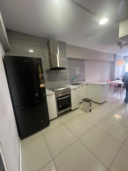 Service Residence for Sale at Paragon @ Pan'gaea - Alan Lai - Kitchen - PropertyGuru.com.my