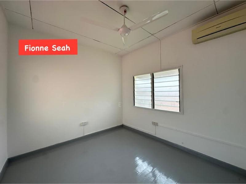 Shop for Rent in Jelutong (Penang) - Fionne Seah - Interior - PropertyGuru.com.my