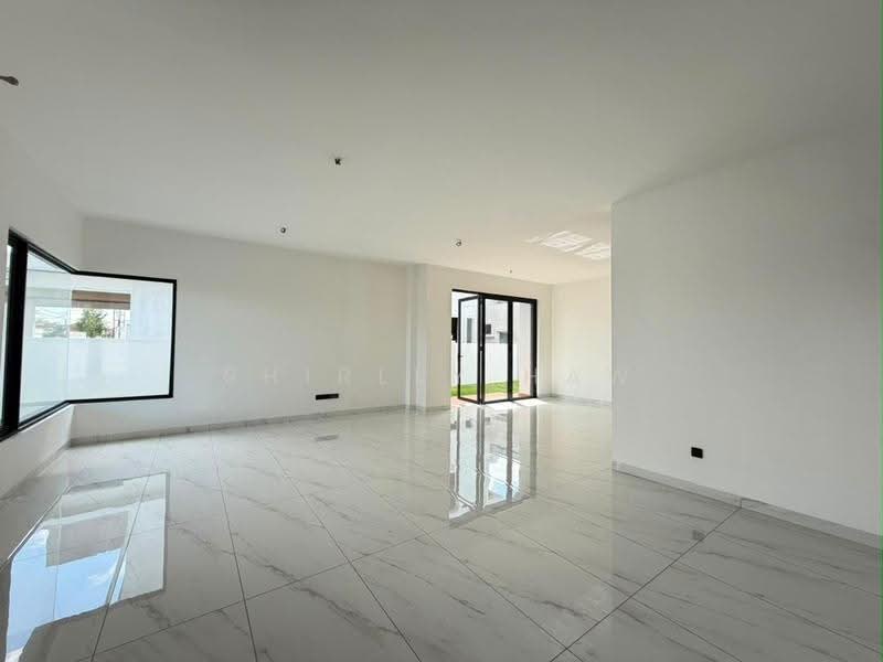 Rumah Berkembar untuk Dijual di Kampung Lapan (Melaka City) - Shirley Haw - Living Room - PropertyGuru.com.my