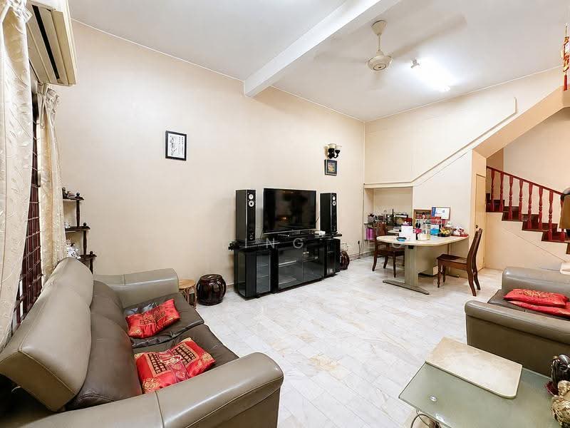 2-storey Terraced House for Sale in SS18 (Subang Jaya) - Feeling Teo - Living Room - PropertyGuru.com.my