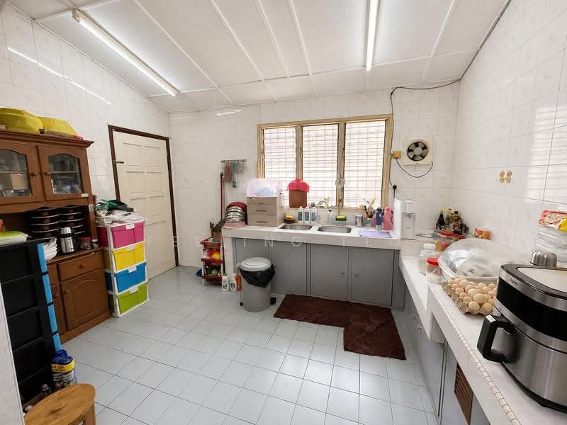 2-storey Terraced House for Sale in SS18 (Subang Jaya) - Feeling Teo - Kitchen - PropertyGuru.com.my