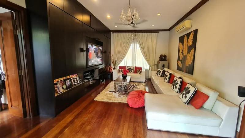 Bungalow House for Sale in Sierramas (Sungai Buloh) - Jasemin Chia - Living Room - PropertyGuru.com.my
