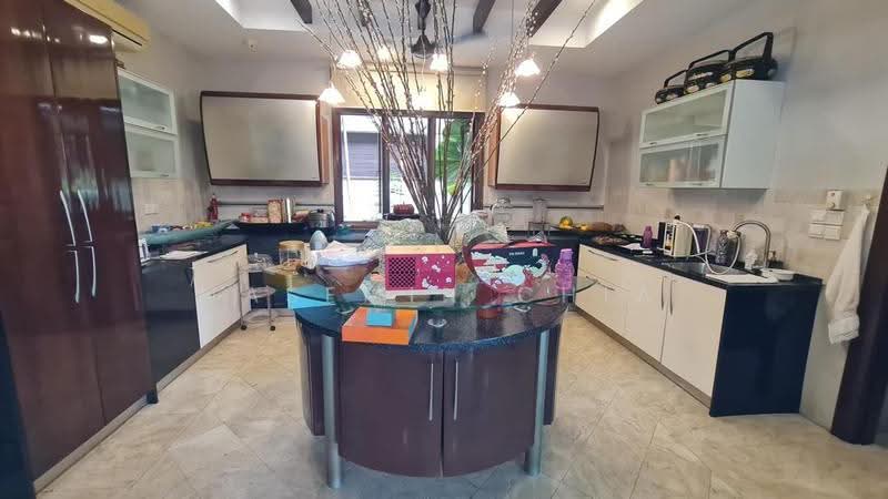 Bungalow House for Sale in Sierramas (Sungai Buloh) - Jasemin Chia - Kitchen - PropertyGuru.com.my