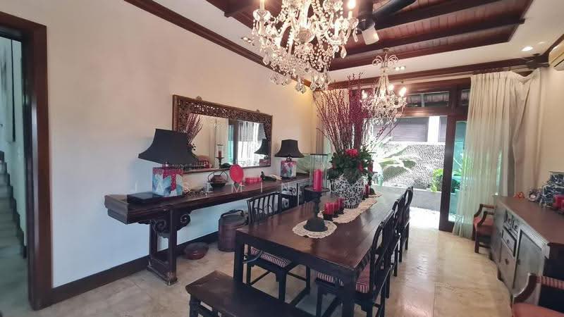 Bungalow House for Sale in Sierramas (Sungai Buloh) - Jasemin Chia - Dining Room - PropertyGuru.com.my