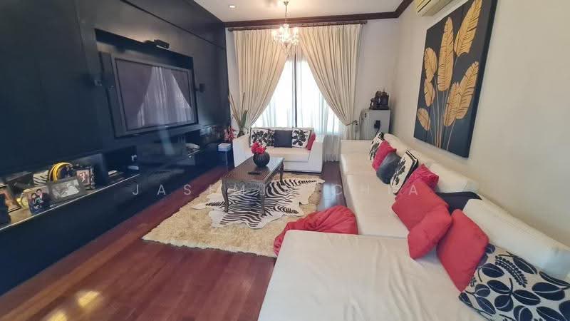 Bungalow House for Sale in Sierramas (Sungai Buloh) - Jasemin Chia - Living Room - PropertyGuru.com.my