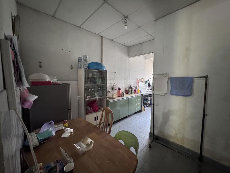 Rumah Teres 1.5-Tingkat untuk Dijual di Petaling Jaya (Selangor) - Feisal . - Kitchen - PropertyGuru.com.my