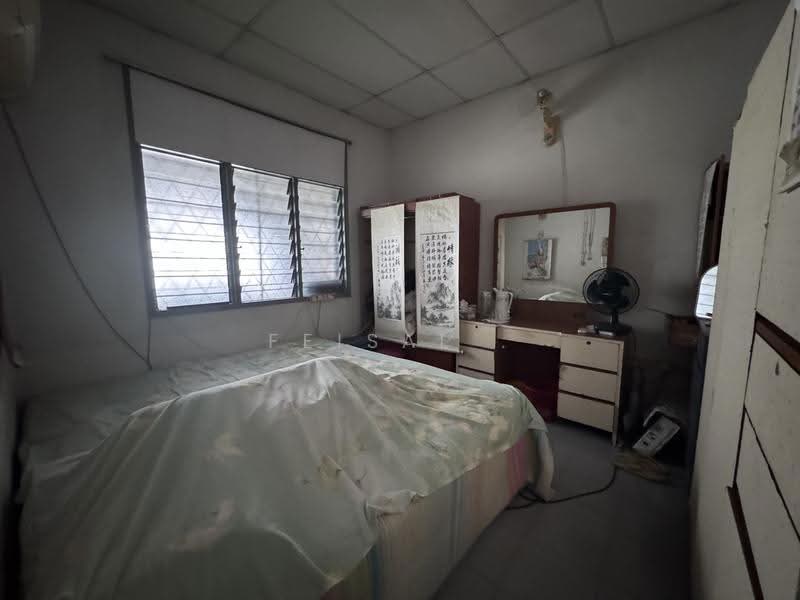 Rumah Teres 1.5-Tingkat untuk Dijual di Petaling Jaya (Selangor) - Feisal . - Bedroom - PropertyGuru.com.my