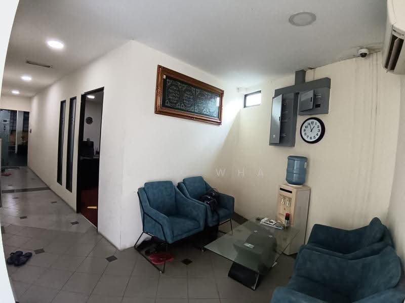 Shop for Sale in Wangsa Maju (Kuala Lumpur) - King Wha - Corridor - PropertyGuru.com.my