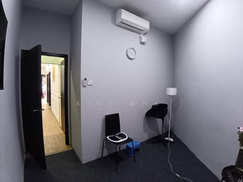 Shop for Sale in Wangsa Maju (Kuala Lumpur) - King Wha - Interior - PropertyGuru.com.my
