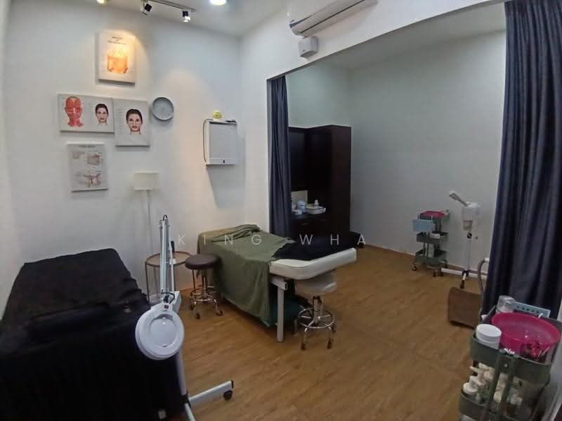 Shop for Sale in Wangsa Maju (Kuala Lumpur) - King Wha - Interior - PropertyGuru.com.my