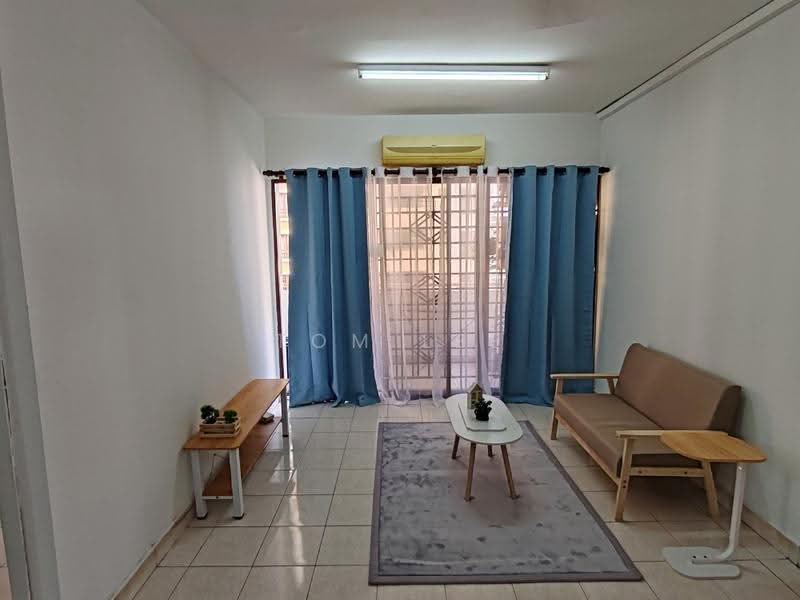 Condominium for Rent at Palm Spring @ Damansara - Tom Lee - Living Room - PropertyGuru.com.my
