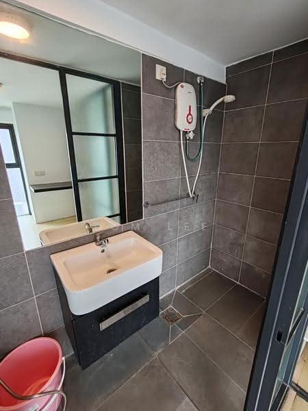 Kediaman Servis untuk Disewa di Empire Damansara - Tom Lee - Bathroom - PropertyGuru.com.my