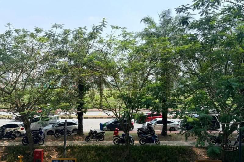 Shop / Office for Rent in Bukit Jelutong (Shah Alam) - Izzaza Izzati - Exterior - PropertyGuru.com.my
